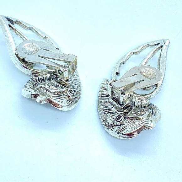 SARAH COVENTRY Windsong Silver Leaves Clip-On Earrings Vintage - Picture 3 of 7